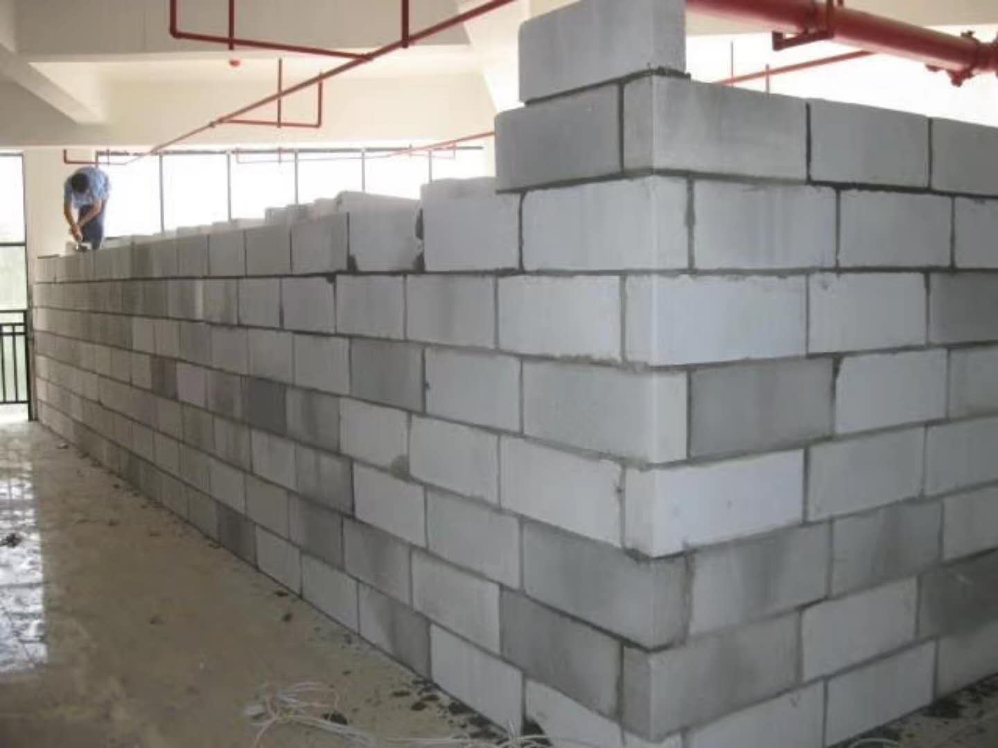 定边蒸压加气混凝土砌块承重墙静力和抗震性能的研究